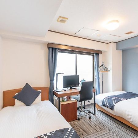 Oyo Hotel Ikebukuro Tokyo Esterno foto