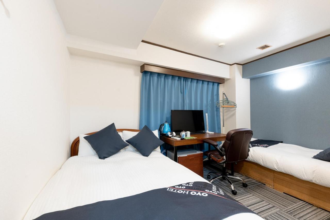 Oyo Hotel Ikebukuro Tokyo Esterno foto