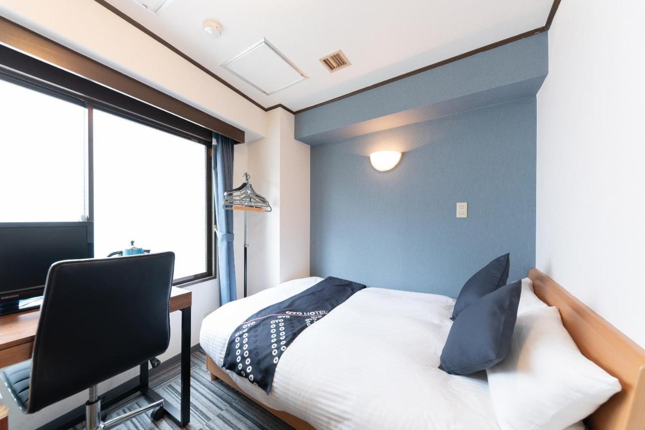 Oyo Hotel Ikebukuro Tokyo Esterno foto